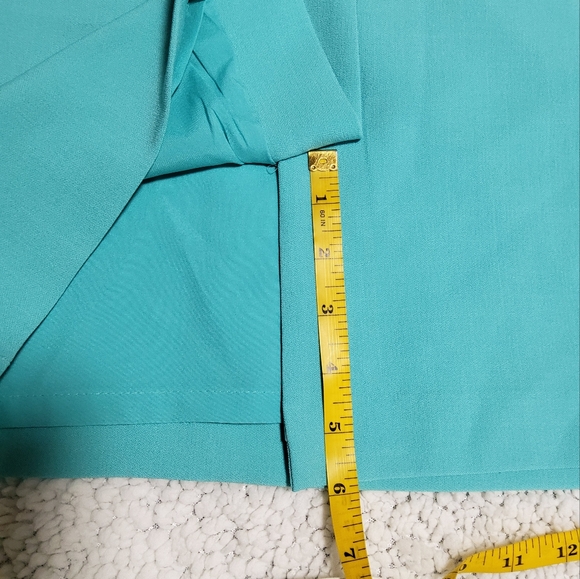 Kasper Green Stretch Sleeveless Sheath Round Neckline Size 10P - Picture 7 of 10